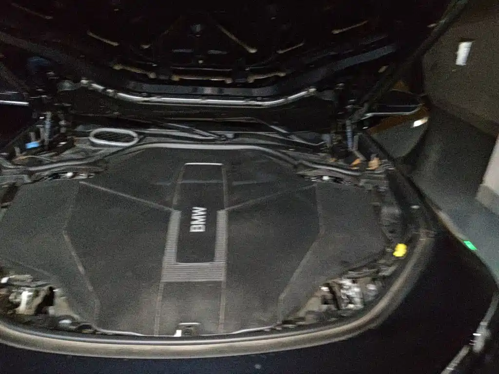 BMW i7 — миниатюра 20