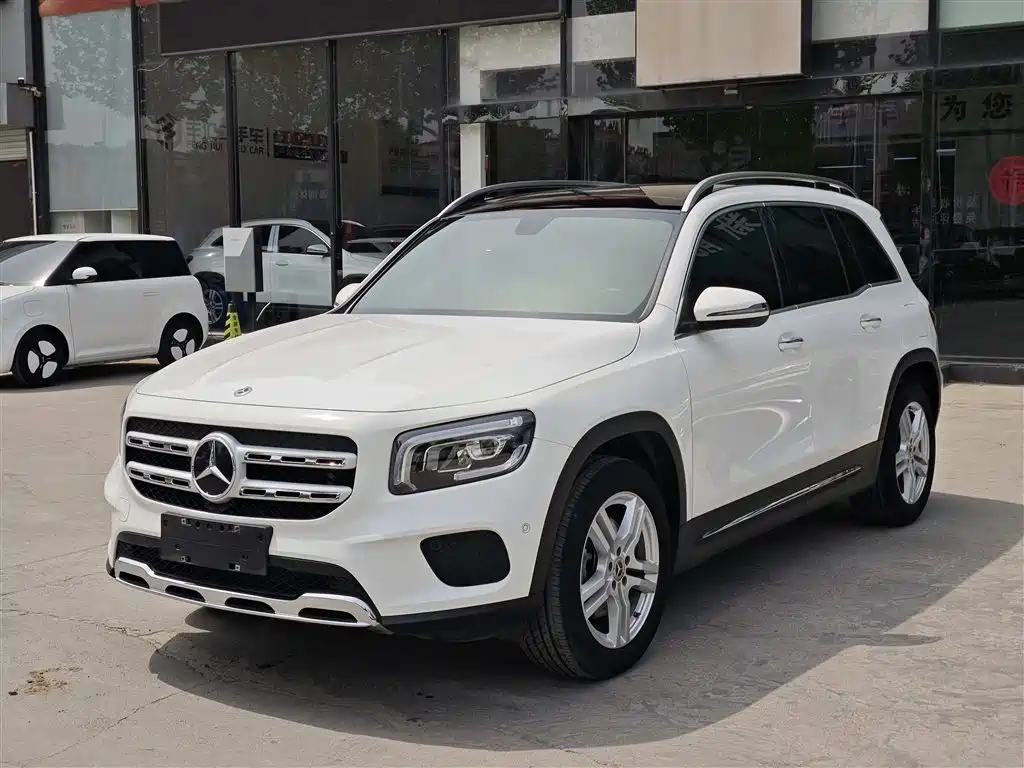 Mercedes-Benz GLB 2023