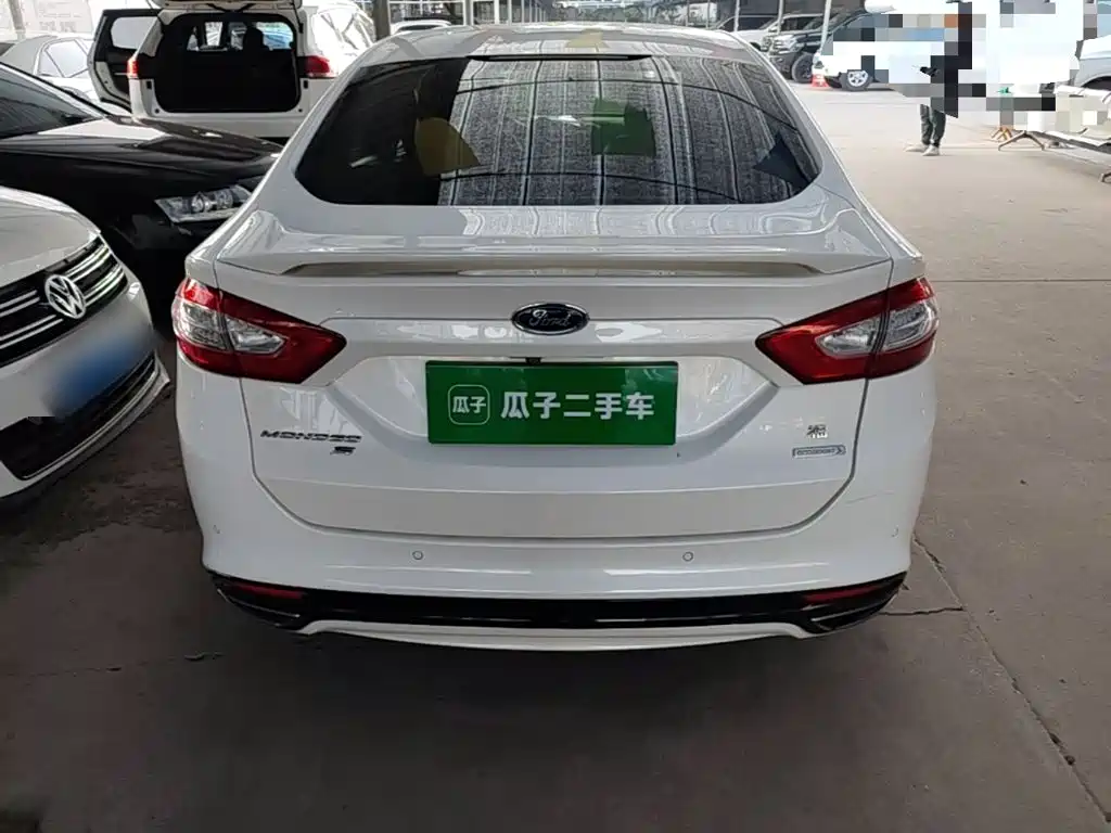 Ford Mondeo — миниатюра 6
