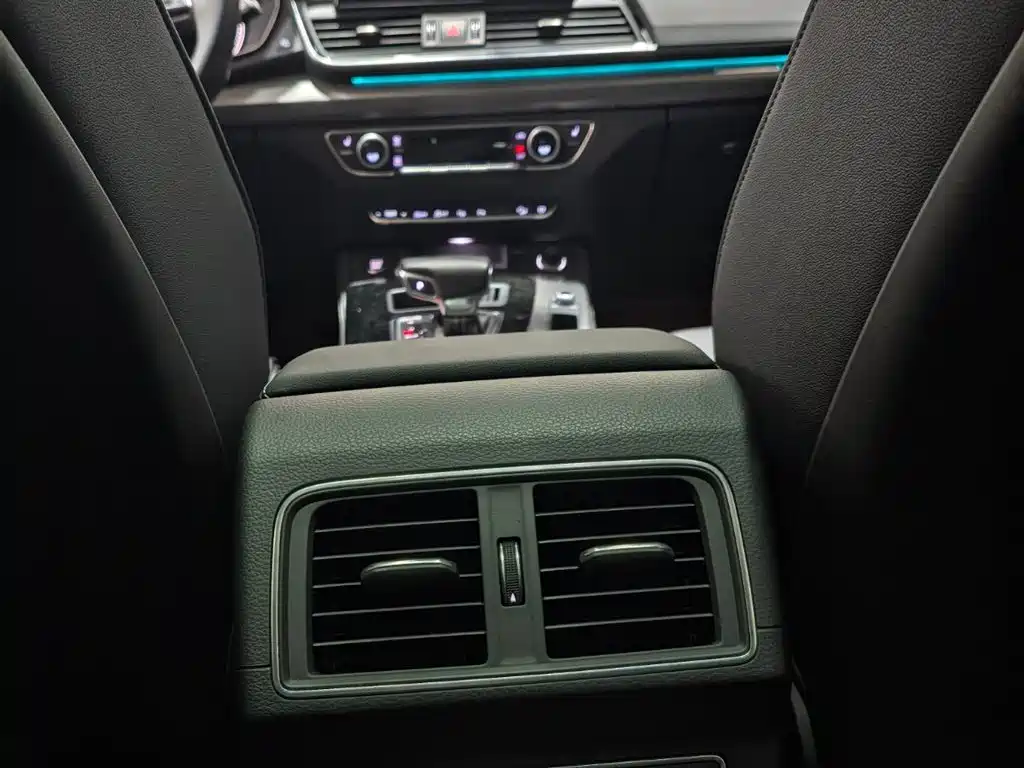 Audi Q5L — миниатюра 14