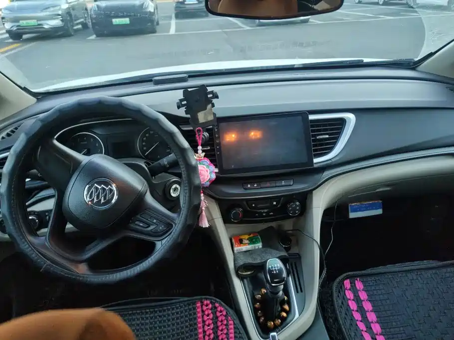 Buick Excelle — миниатюра 12