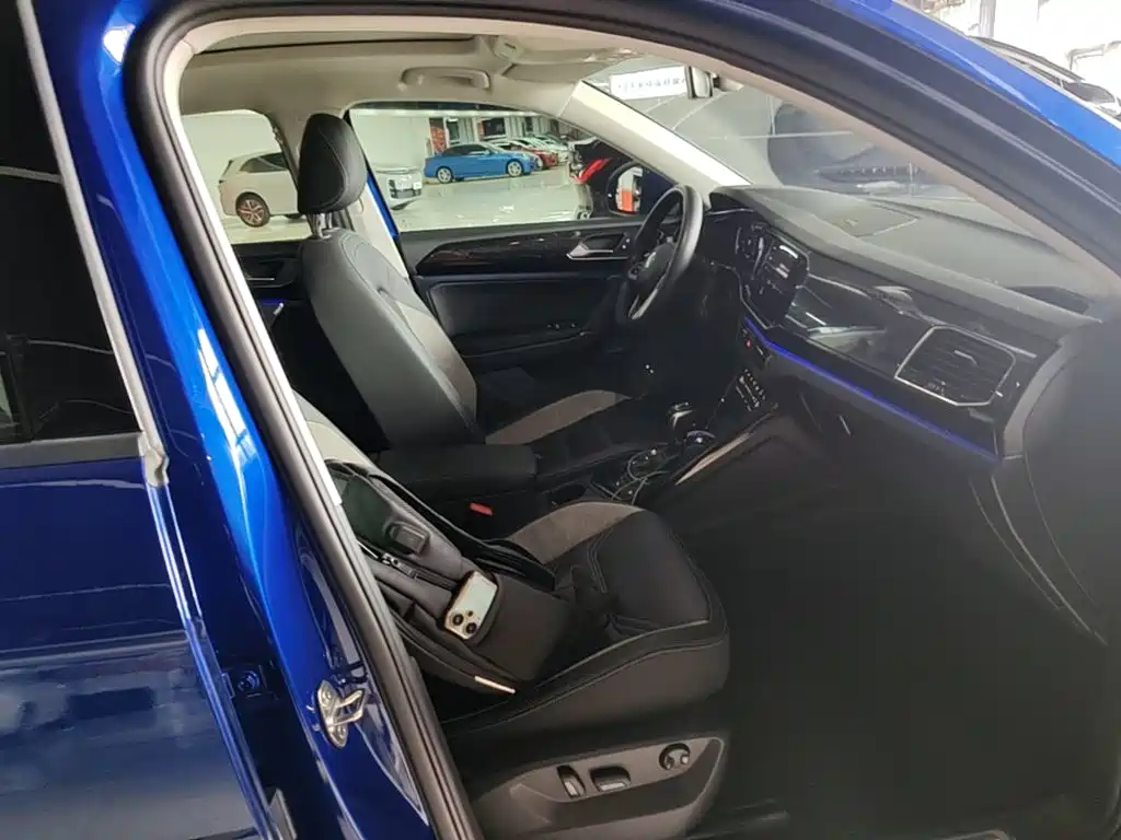 Volkswagen 探岳 GTE — миниатюра 25