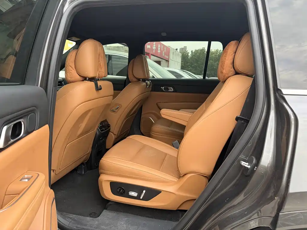 Li Auto Li ONE — миниатюра 4