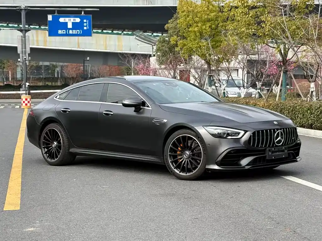 MERCEDES-BENZ AMG GT