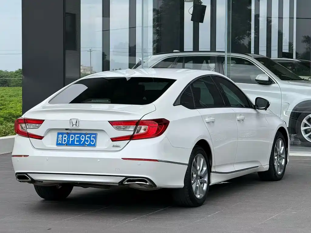 Honda Accord — миниатюра 3