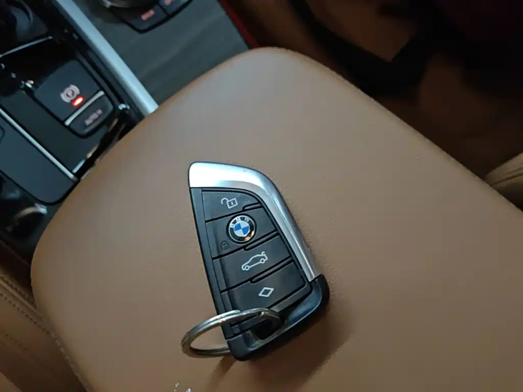 BMW X3 — миниатюра 9