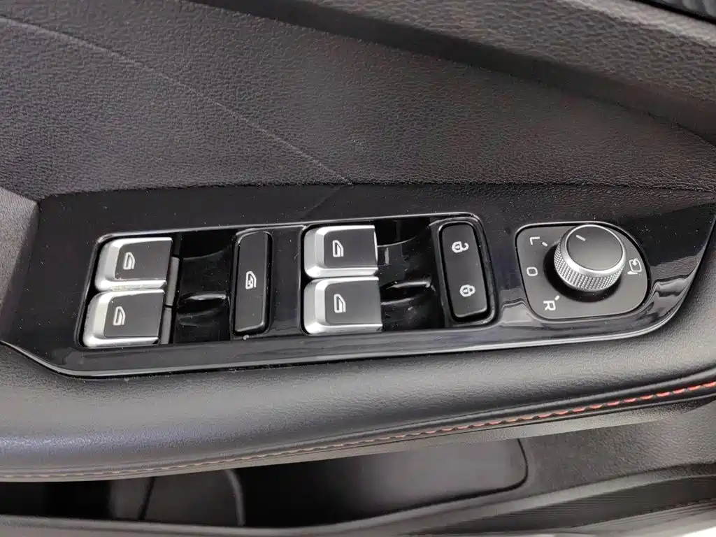Geely Binrui — миниатюра 9