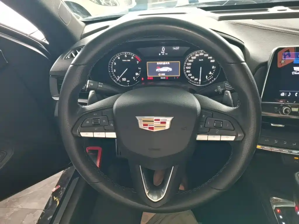 Cadillac CT4 — миниатюра 11