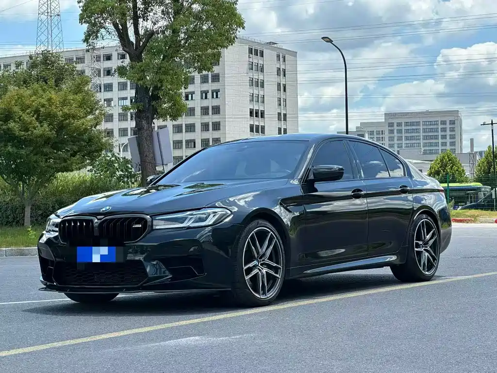 BMW M5
