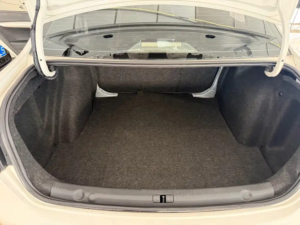 Volkswagen Lavida — миниатюра 25