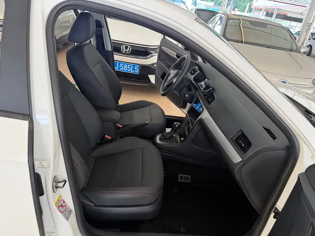 Volkswagen Lavida — миниатюра 29