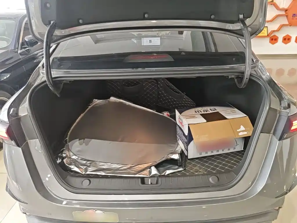 Geely Binrui — миниатюра 19