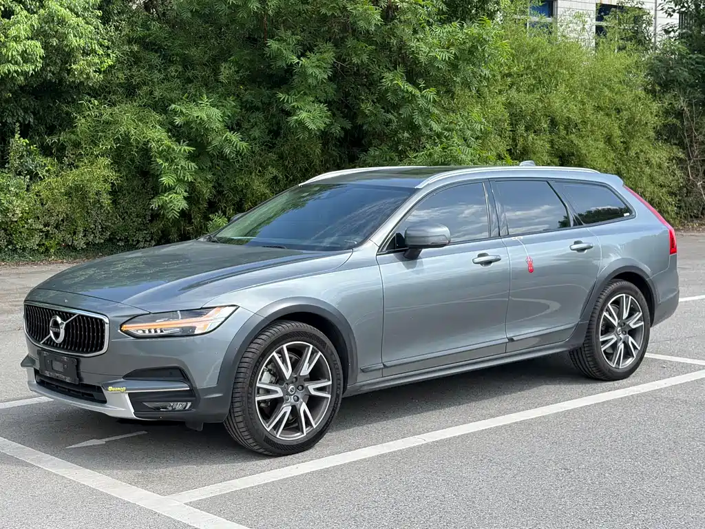 Volvo V90 — миниатюра 11