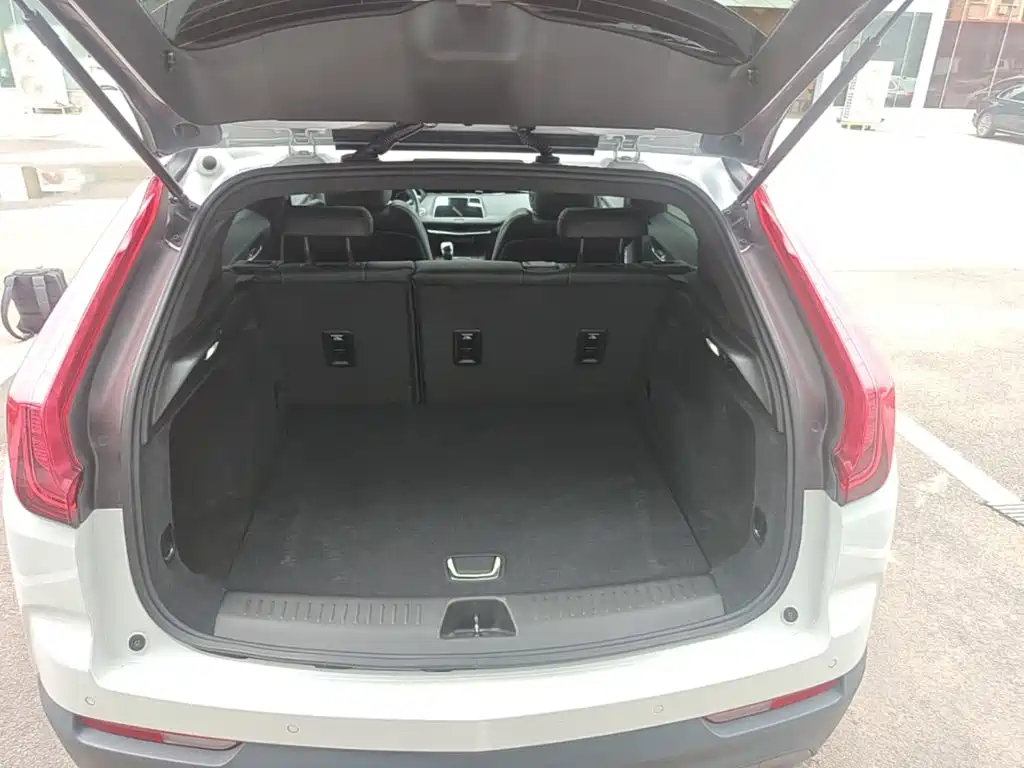 Cadillac XT4 — миниатюра 19