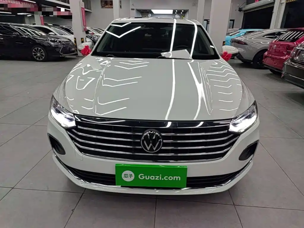 Volkswagen Lavida — миниатюра 3