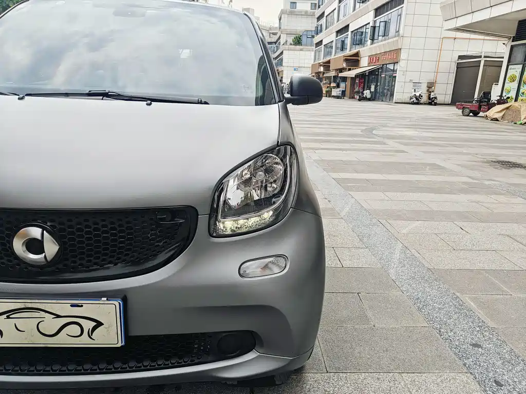 Smart fortwo 2015 1.0L 52