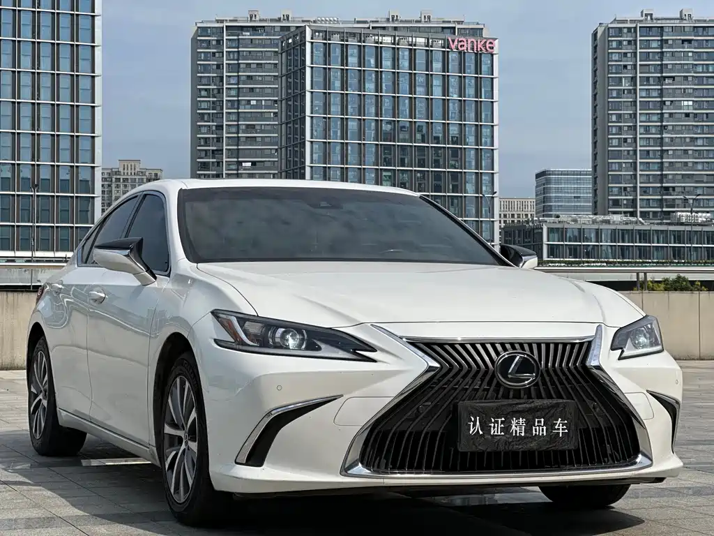 Lexus ES — миниатюра 3