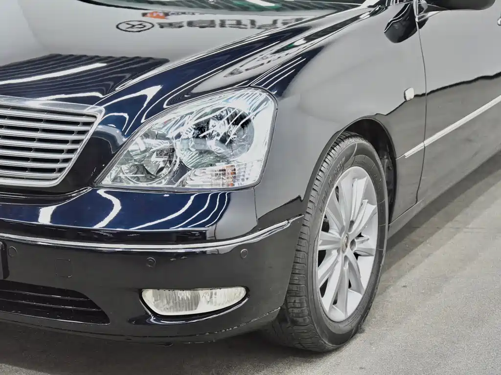 Lexus LS — миниатюра 32