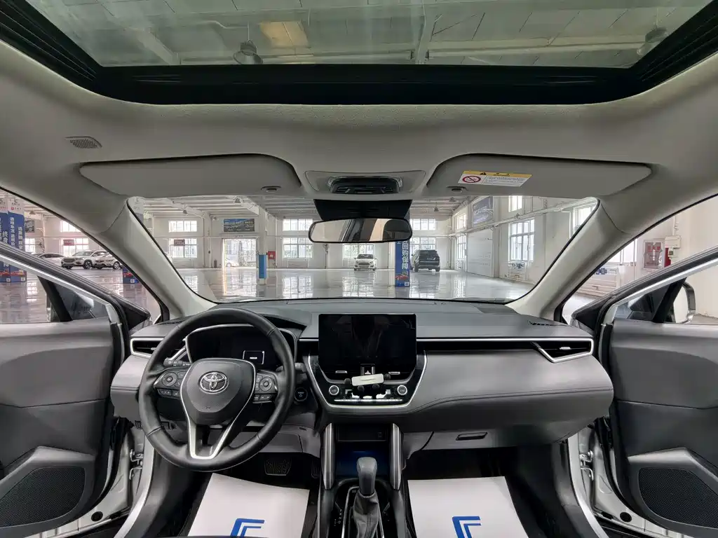 Toyota Frontlander — миниатюра 12