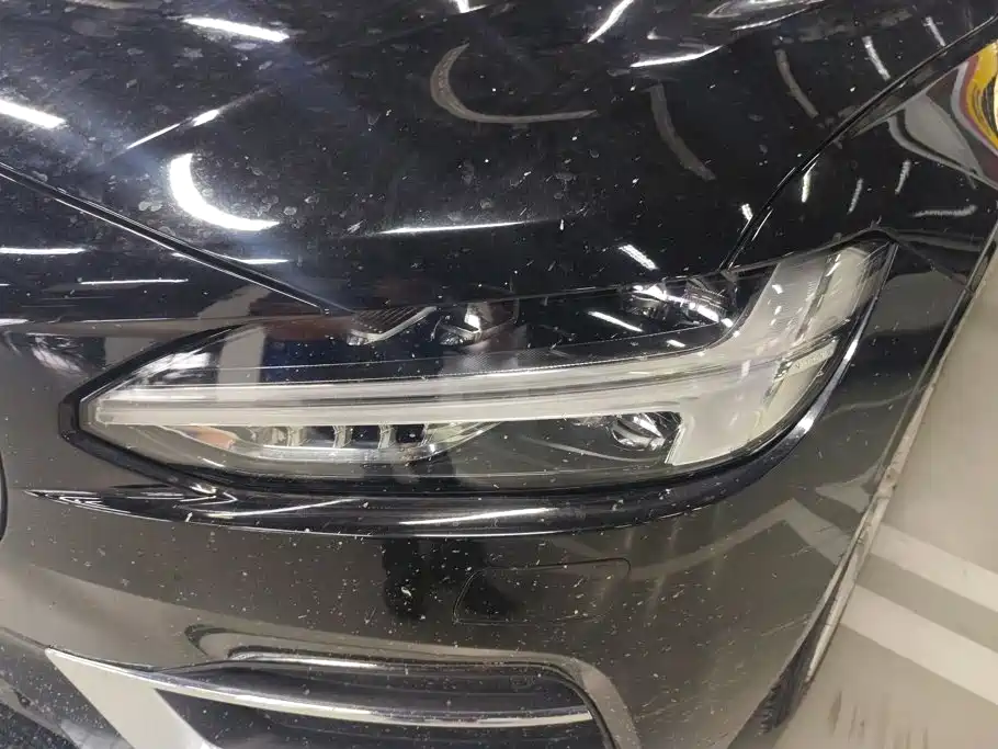 Volvo S90 — миниатюра 5