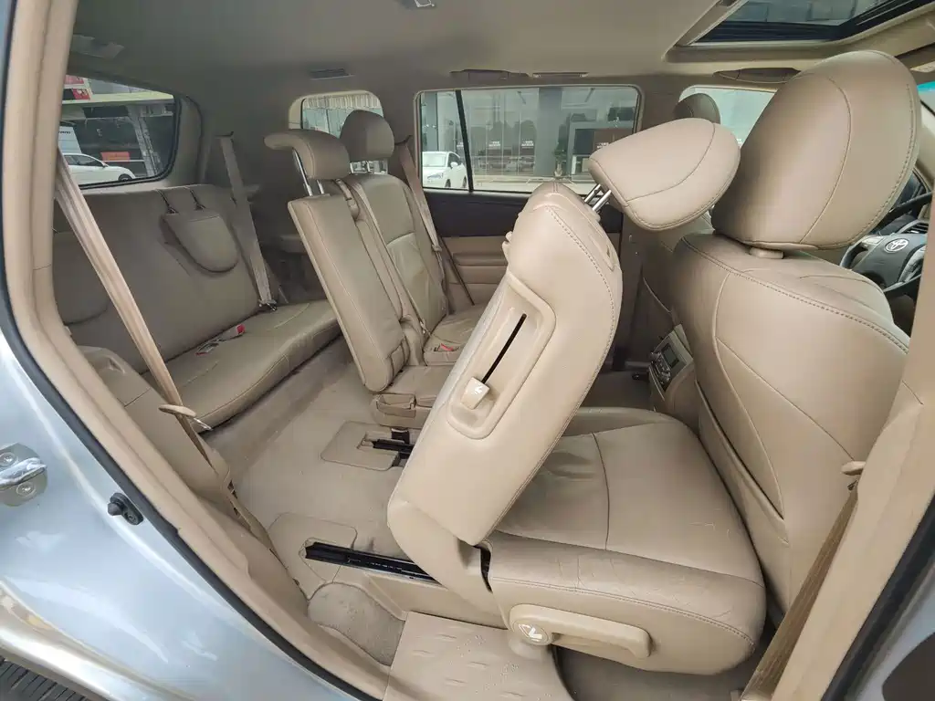 Toyota Highlander — миниатюра 14