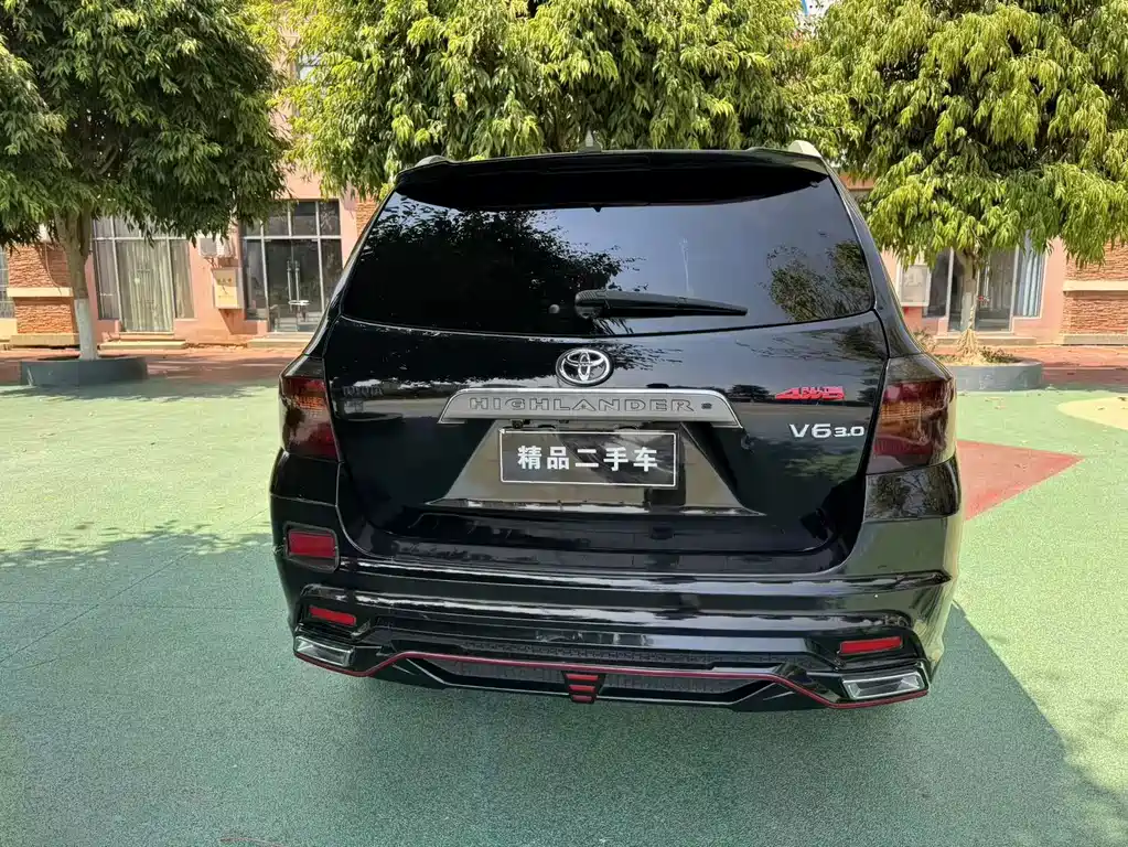 Toyota Highlander — миниатюра 4