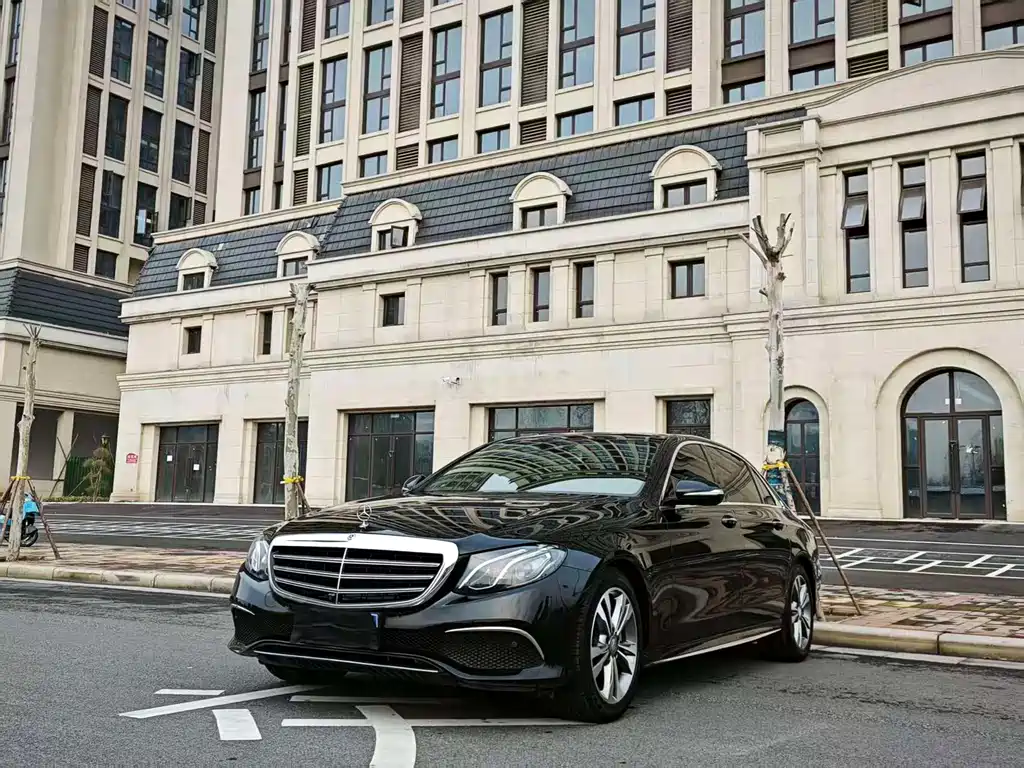 Mercedes-Benz E-Class 2016