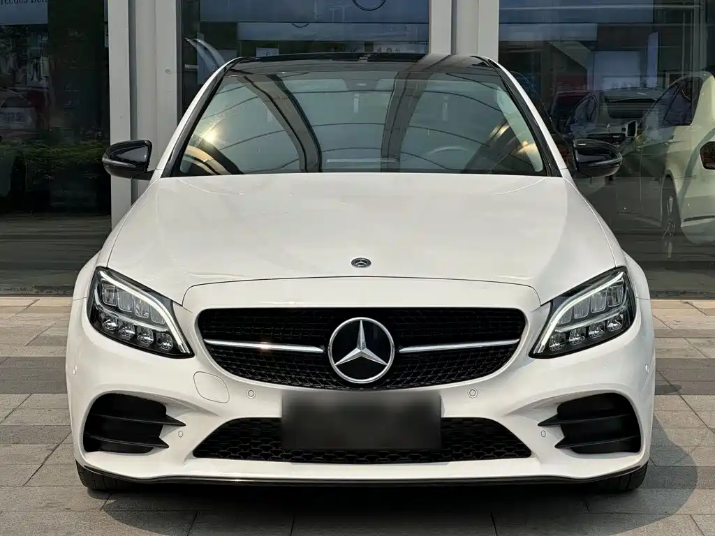 Mercedes-Benz C-Class — миниатюра 5