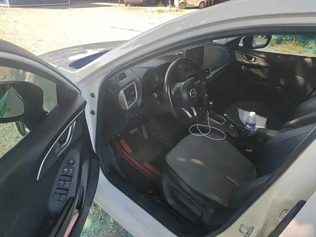 Mazda 3 Axela — миниатюра 17