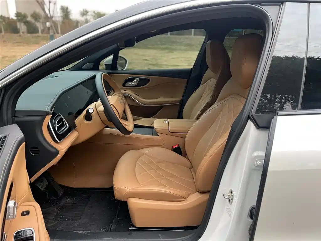 RISING AUTO FEIFAN R7