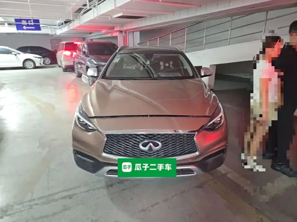 Infiniti QX30 — миниатюра 2