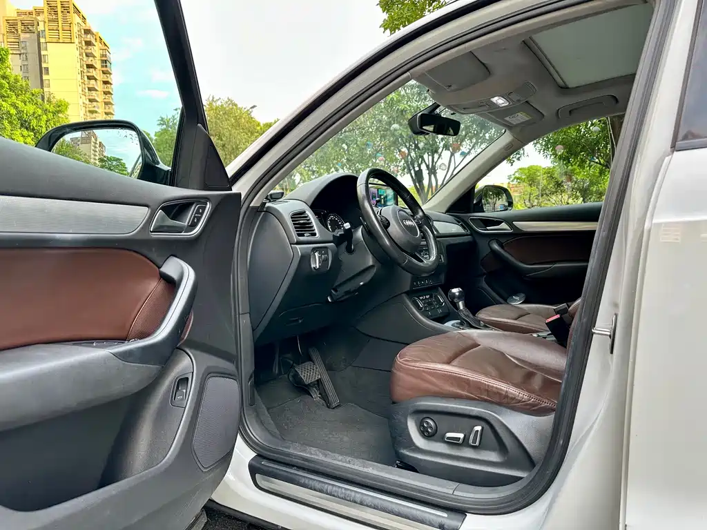 Audi Q3 — миниатюра 10