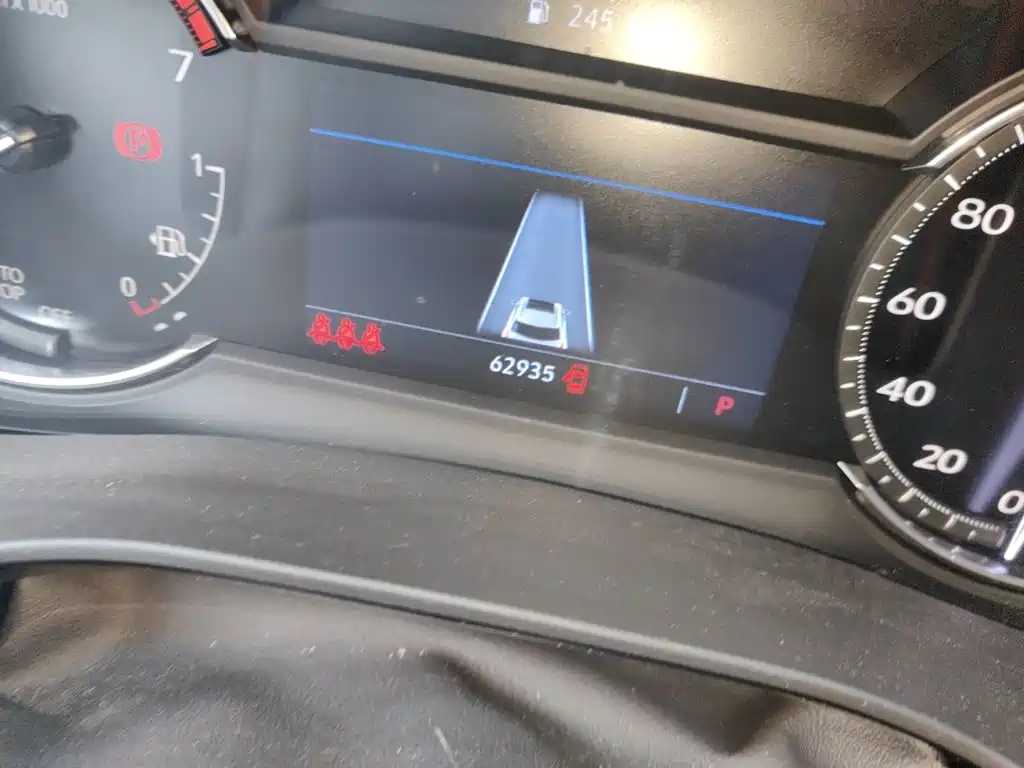 Cadillac XT5 — миниатюра 8