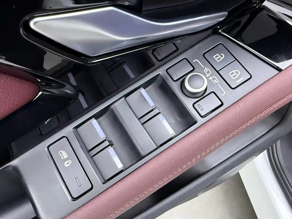 Land Rover Evoque — миниатюра 27
