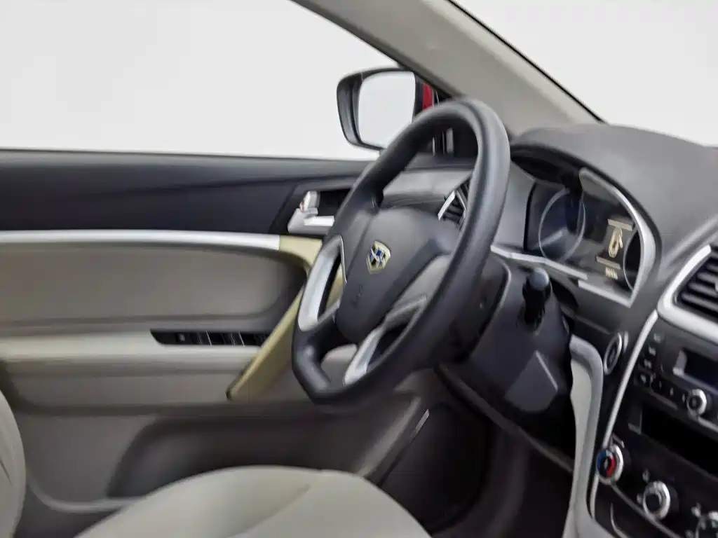 Geely Emgrand — миниатюра 22