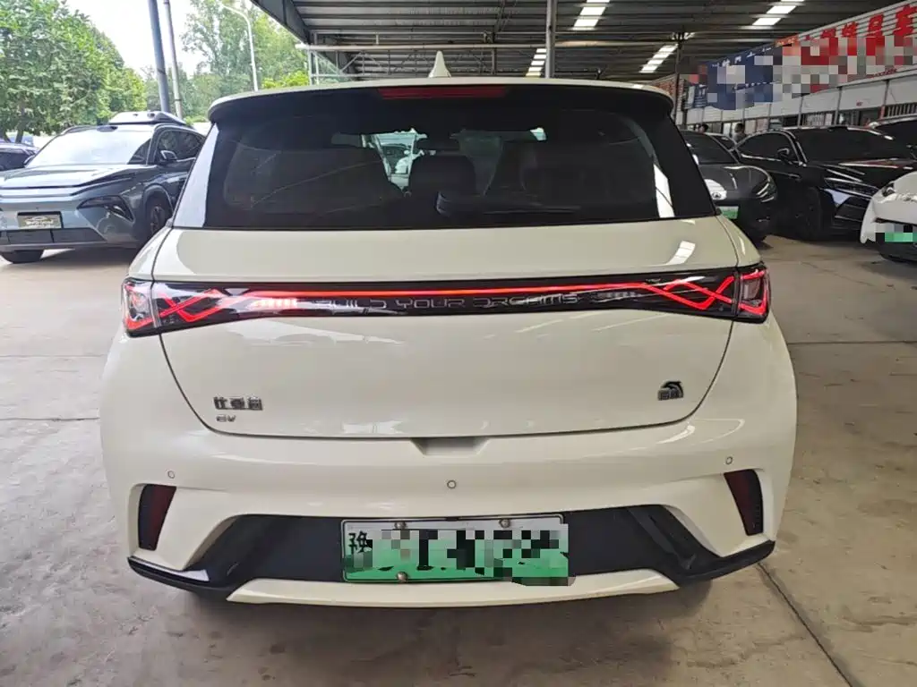 BYD Dolphin — миниатюра 6