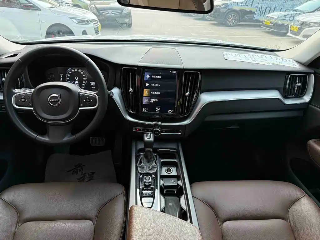Volvo XC60 — миниатюра 8
