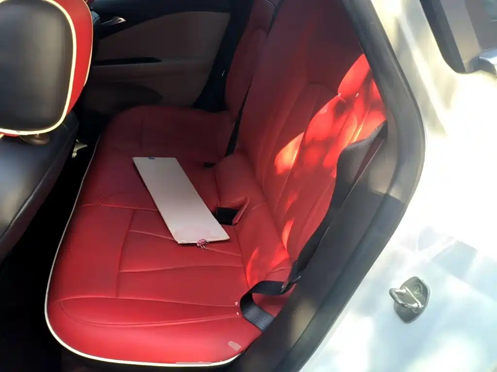 Buick Verano — миниатюра 17