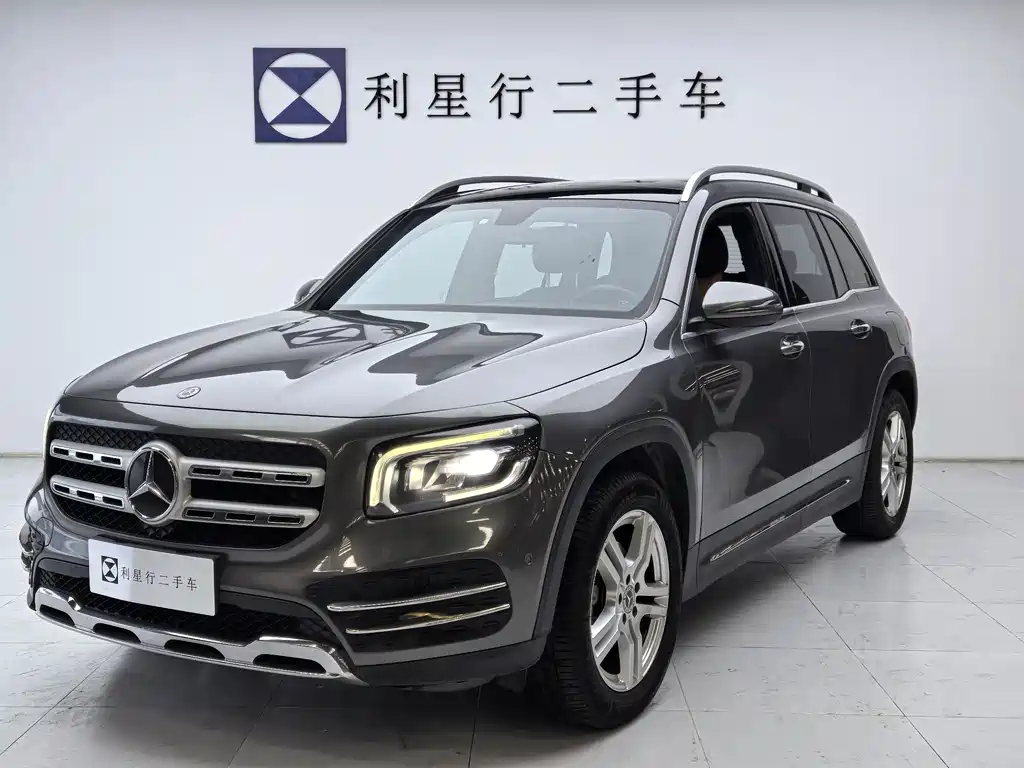 MERCEDES-BENZ GLB
