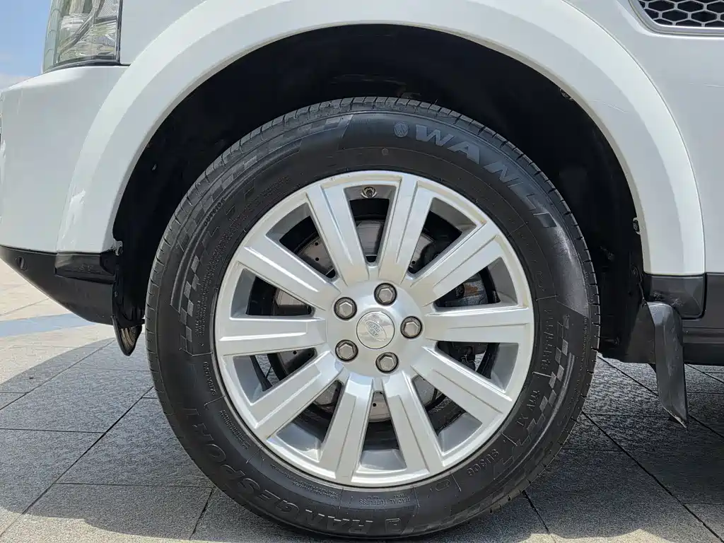 Land Rover Discovery 2015 3.0 SDV6 HSE
