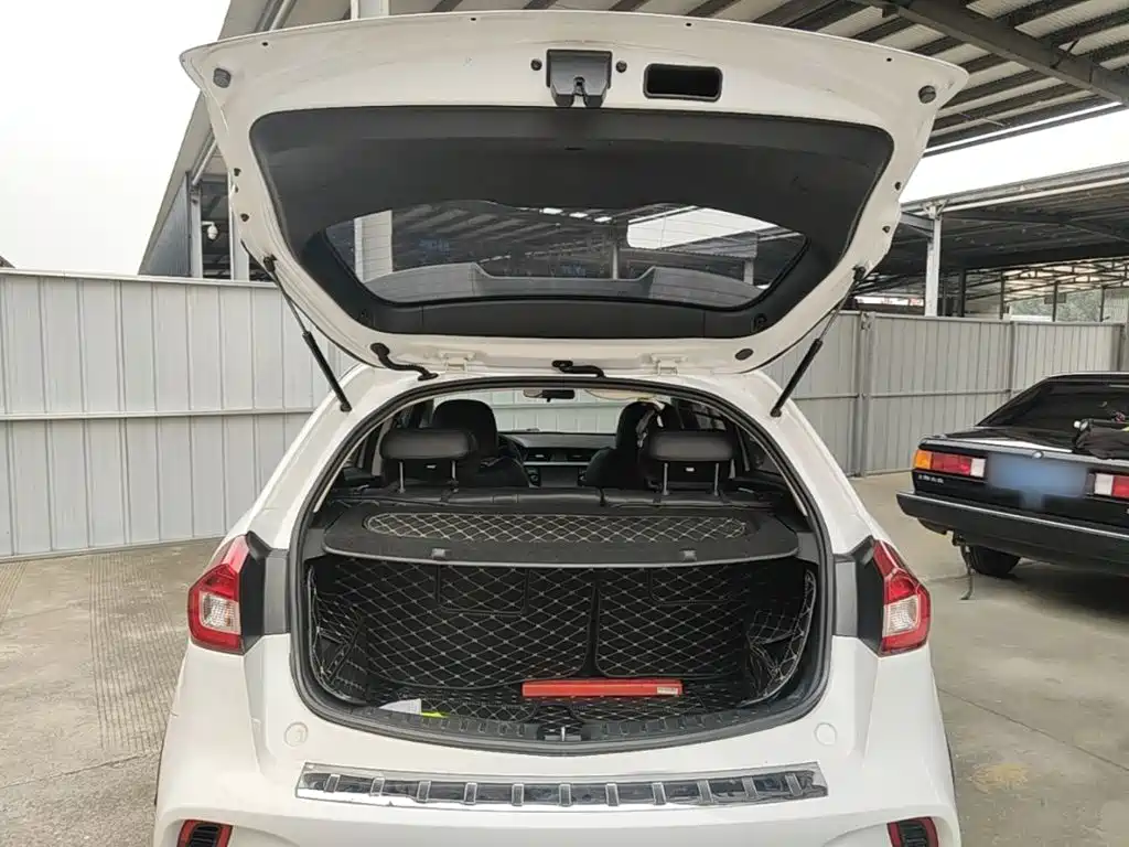 Geely Vision X3 — миниатюра 19