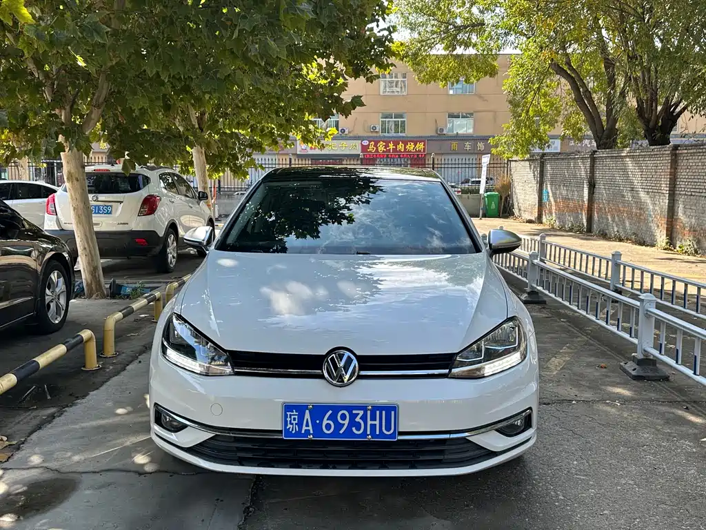 Volkswagen Golf — миниатюра 2