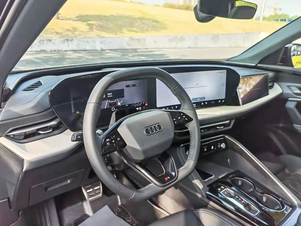 Audi Q5L — миниатюра 5