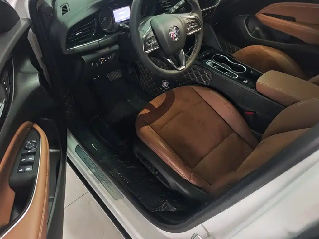 Buick Regal — миниатюра 16