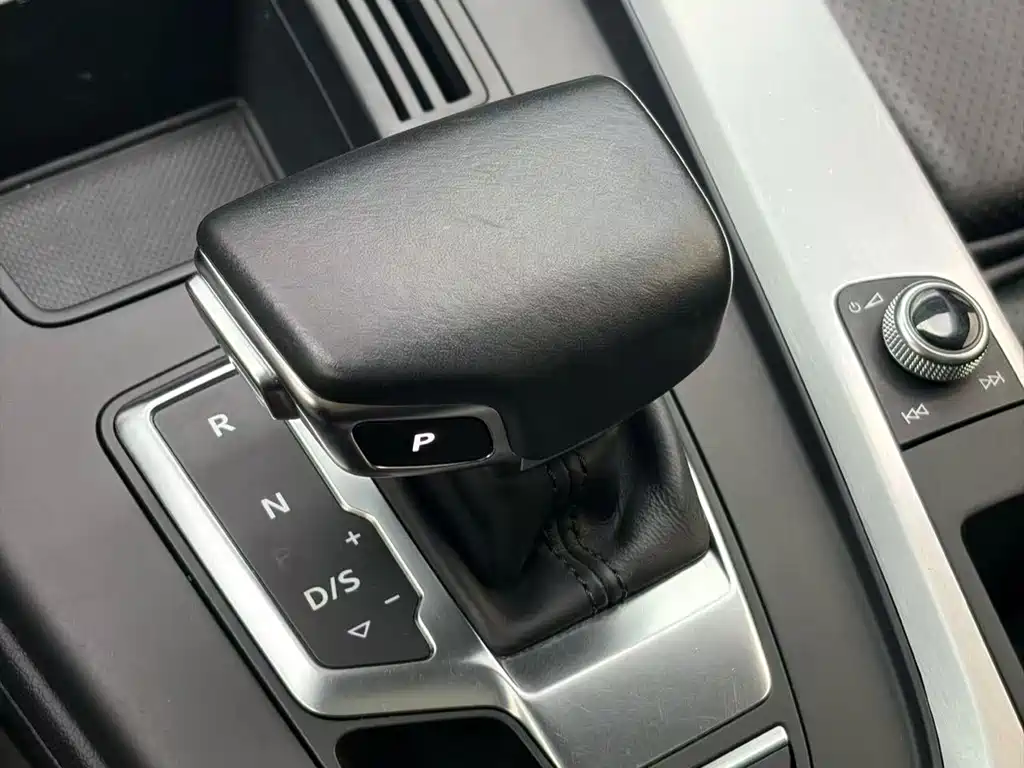 Audi A4L — миниатюра 18