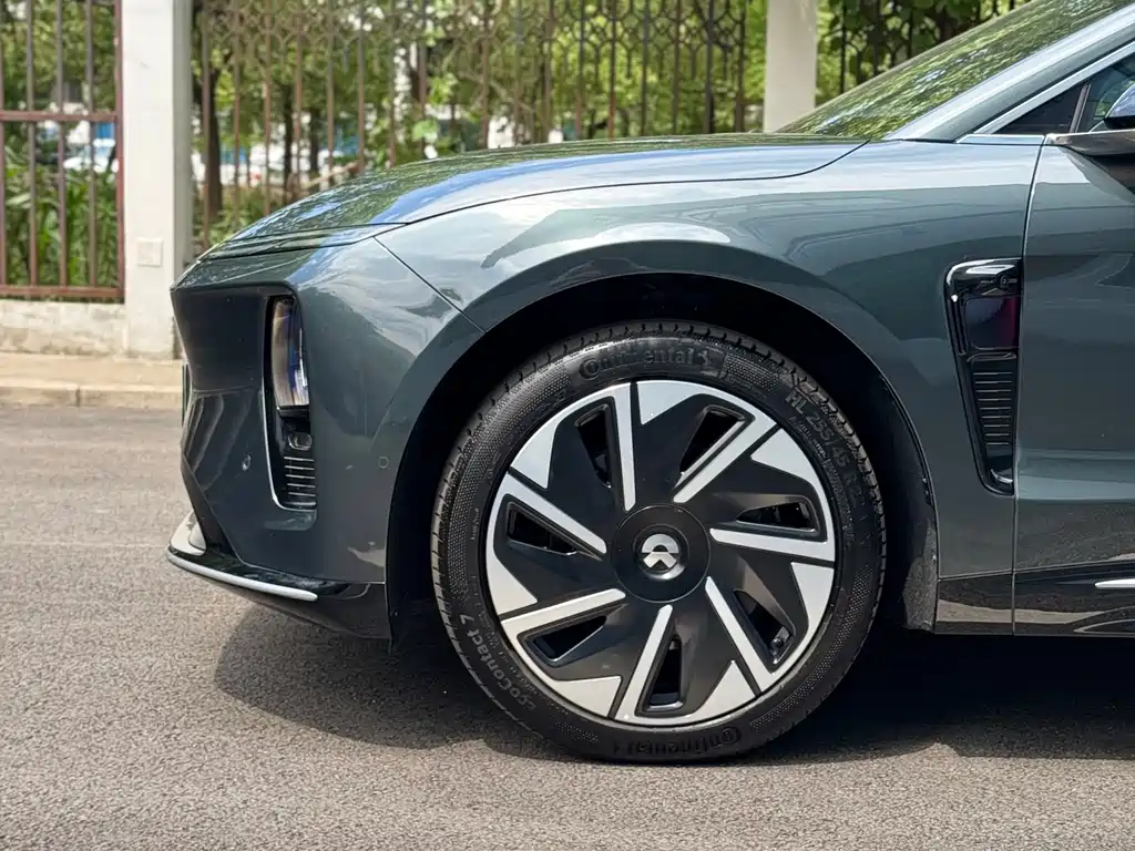 NIO ET9 2025 102kWh