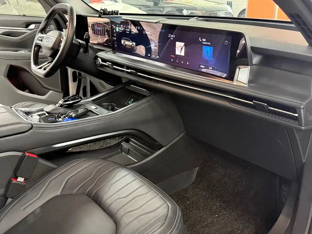 Ford Edge — миниатюра 9
