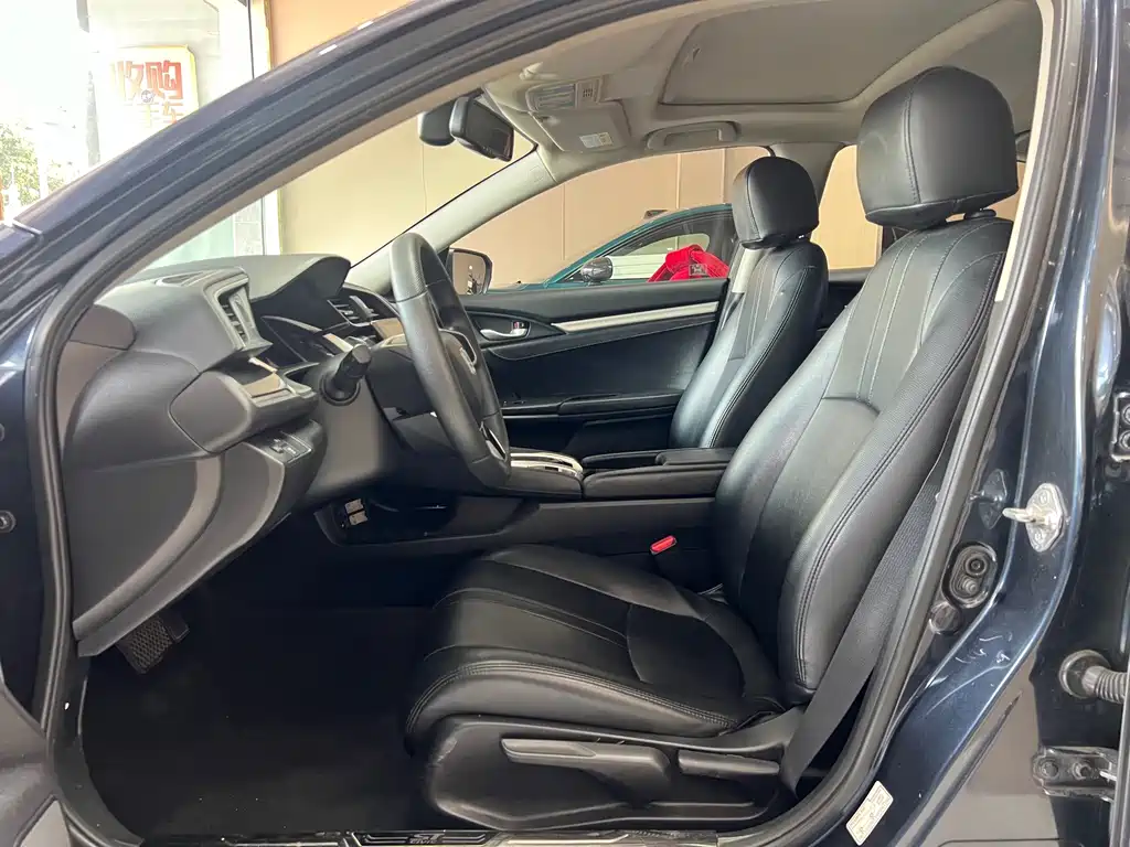 Honda Civic — миниатюра 7