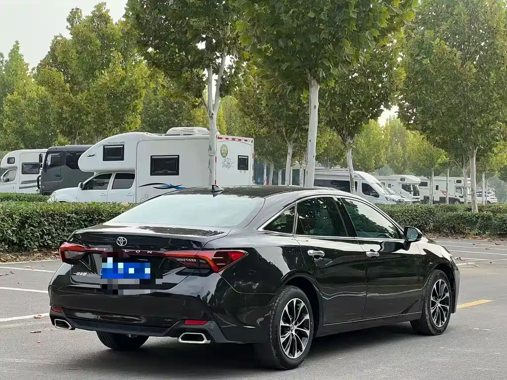 Toyota Avalon — миниатюра 6