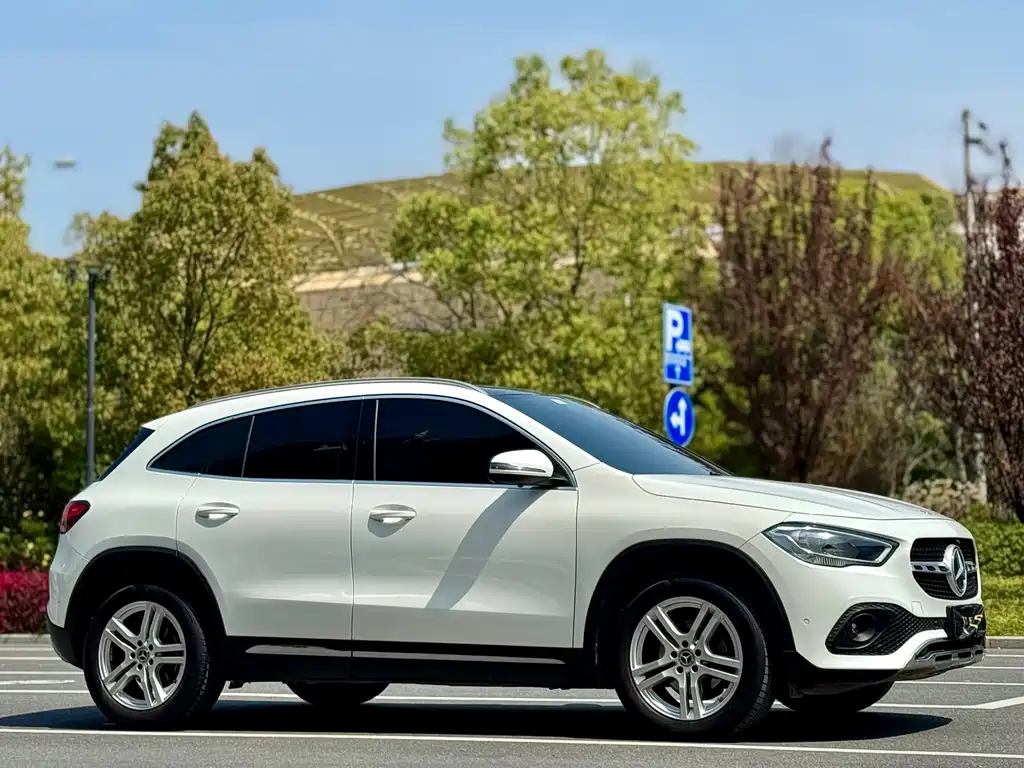 Mercedes-Benz GLA — миниатюра 3